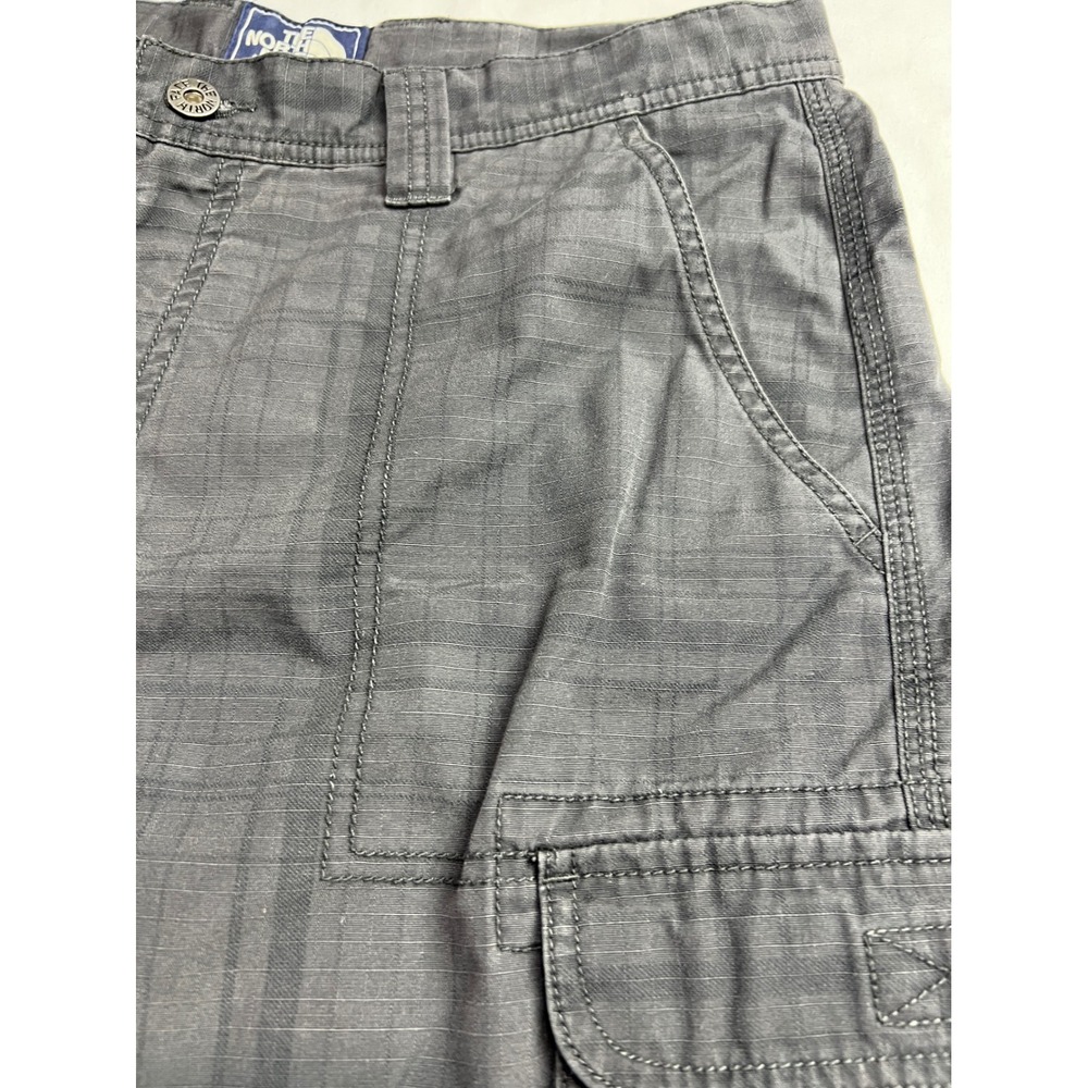 The North Face Cargo Shorts Mens 34 Gray Plaid Hiking Outdoor Gorpcore A15 - Picture 12 of 16